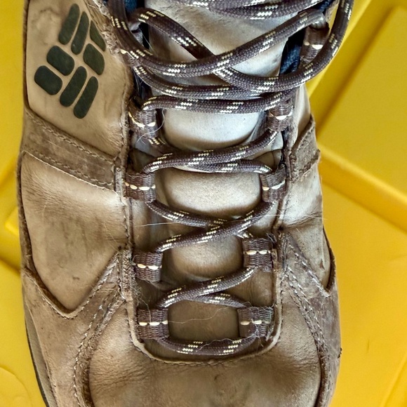 Columbia Brown Hiking Boots - Picture 3 of 10